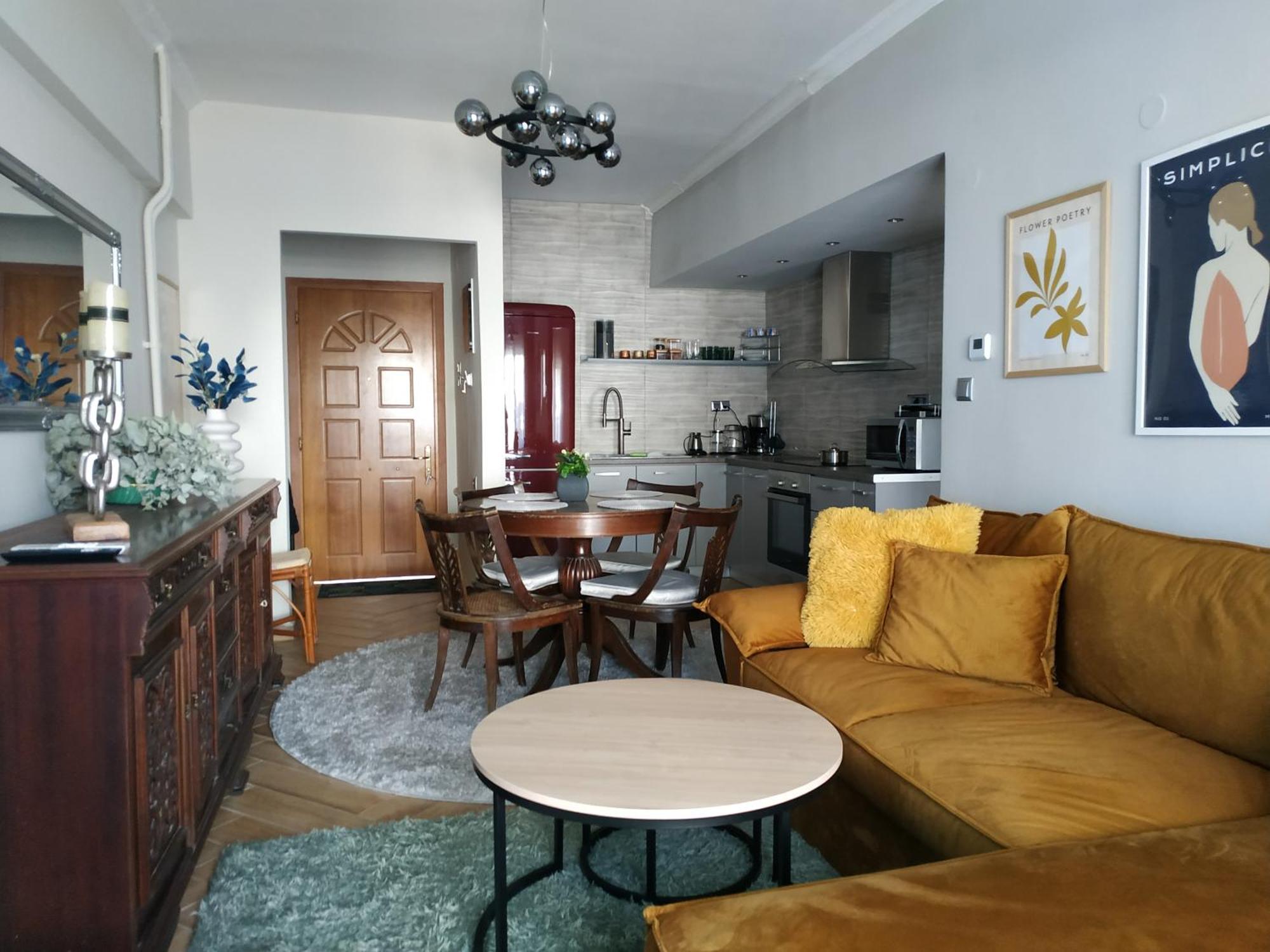 Azure Haven In * Kavala