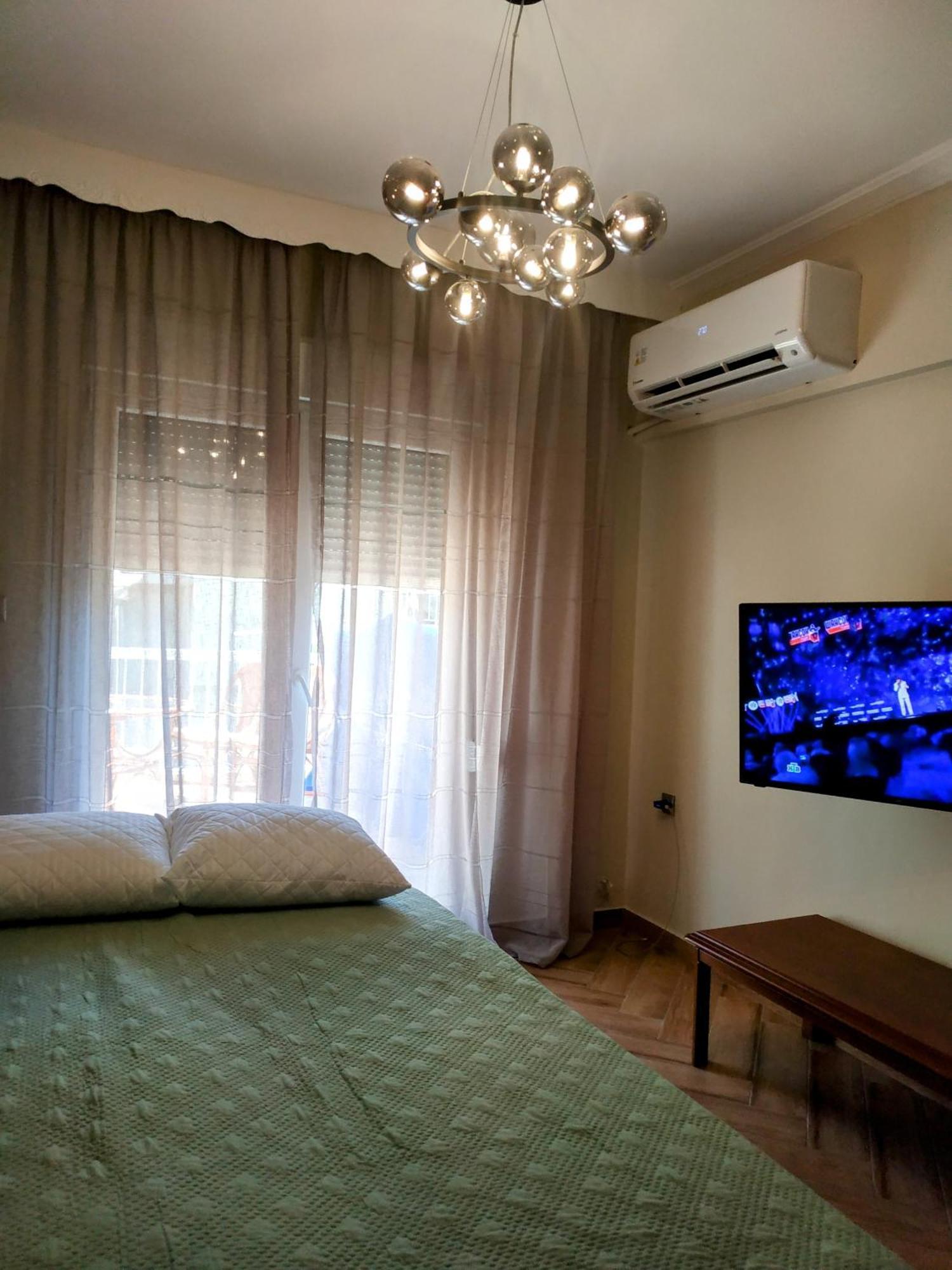 Azure Haven In Apartment *