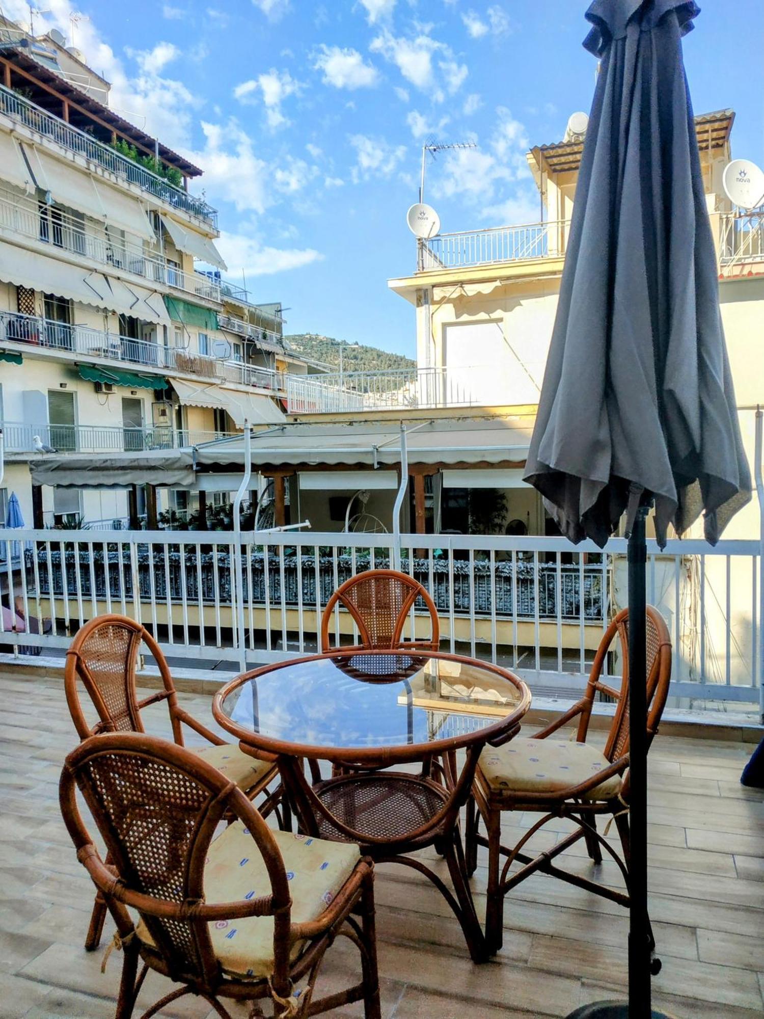 Apartment Azure Haven In Kavala